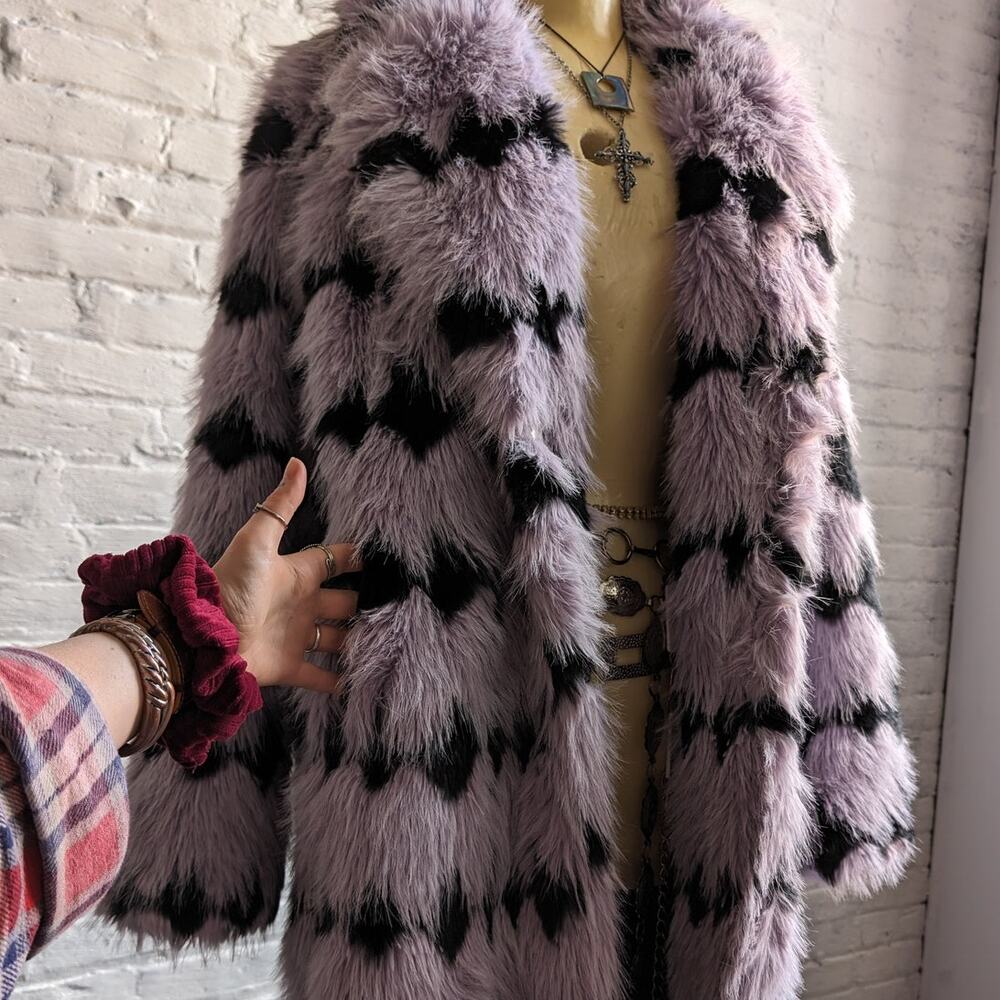 70s Style Retro Penny Lane Fringe Fur Trench Pastel Grunge Shaggy Furry Coat - Picture 6 of 6